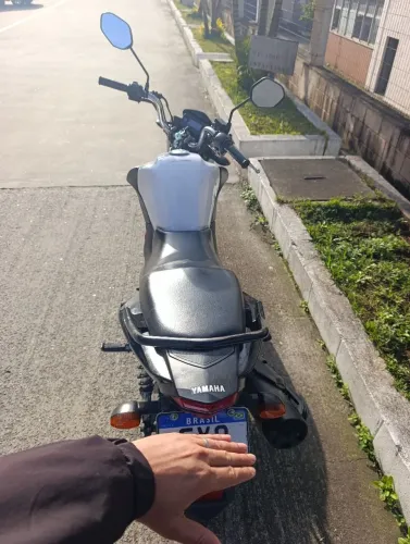 Moto ótima pra trabalho 