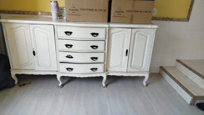 Buffet Provençal Branco em Madeira Maciça 