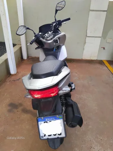PCX  muito conservada 