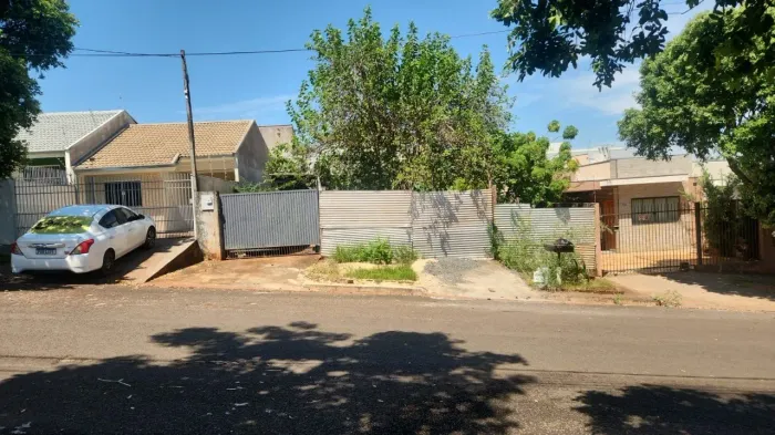 VENDA- TERRENO INTEIRO NO JARDIM SÃO PAULO EM MARINGÁ