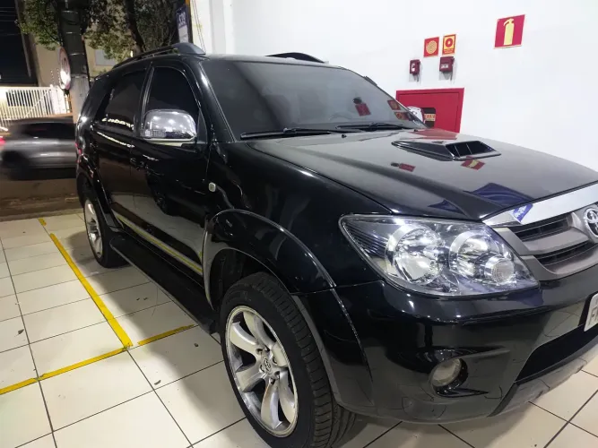 Toyota Hilux SW4 SRV D4-d 4X4 3.0 TDI Dies. AUT 2008