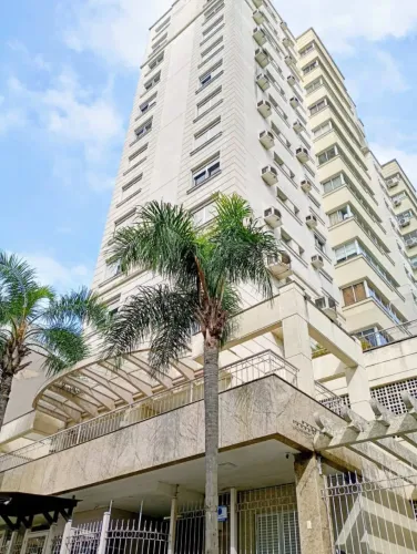 MOINHOS IMOBILIÁRIA vende 2 dormitórios/ 2 vagas junto ao Parcão
