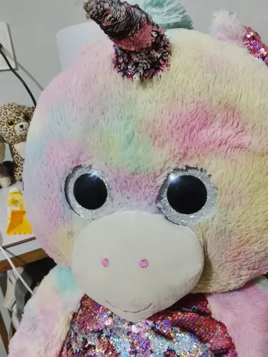 Vendo ou troco unicórnio grande