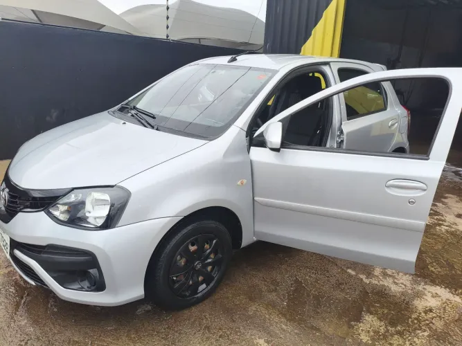 Toyota Etios X 1.3 Flex 16V 5P Mec. 2019
