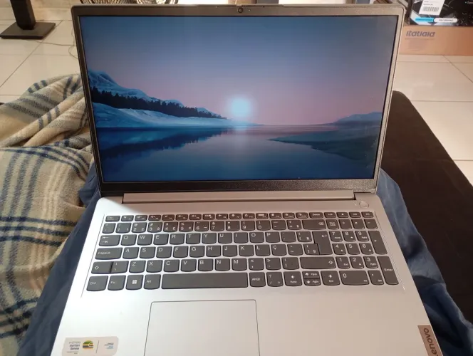 Notebook Lenovo geração 12