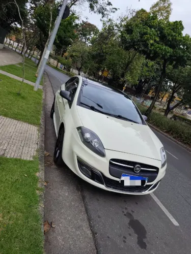 Fiat Bravo Sporting 1.8 Dualogic Flex 16V 5P 2016