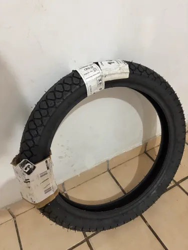 Pneu de moto roda 17