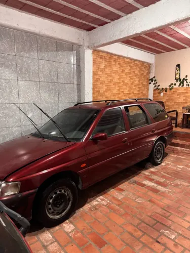 Ford Escort GLX 1.8i 16V 4P 1998