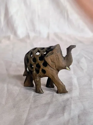 elefante esculpido em madeira incensário incenso lindo decoração indiana antigo antiquario