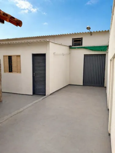 Galpão Comercial prox da Av. Fonseca e S 100m² no Luizote - Ideal para Depósito ou Igreja!