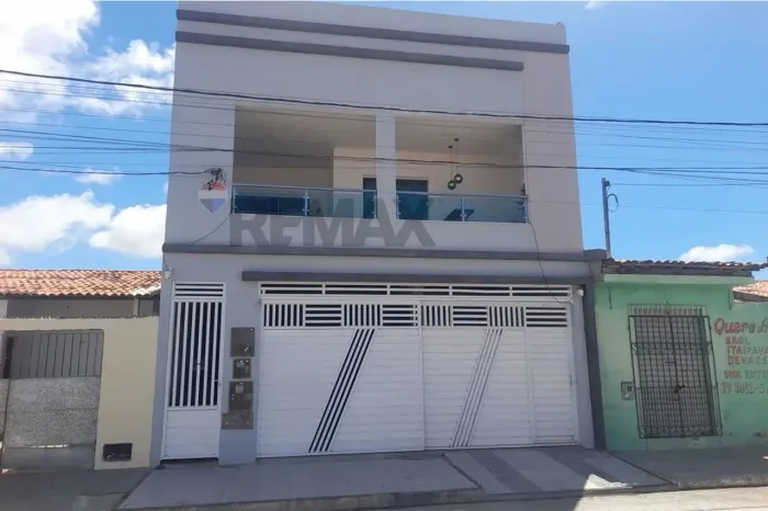 CASA À VENDA | BAIRRO 17 DE MARÇO ARACAJU/SE