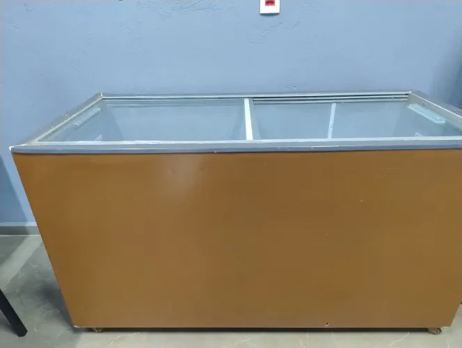 Vendo frizzer horizontal 220.vt