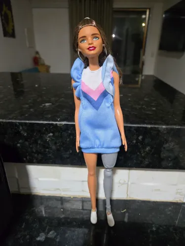 Barbie Fashionista 121