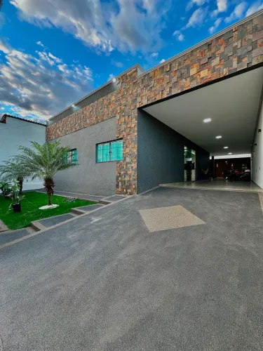 Casa disponível Vila Galvão