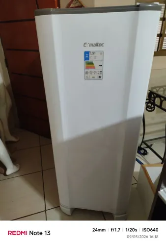 Geladeira Esmaltec 500 reais