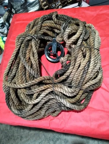 Corda de sinsal e carretilha