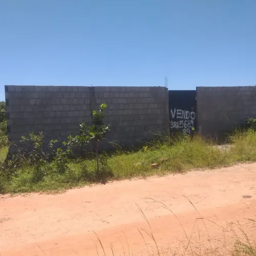 Amplo terreno na Caponga