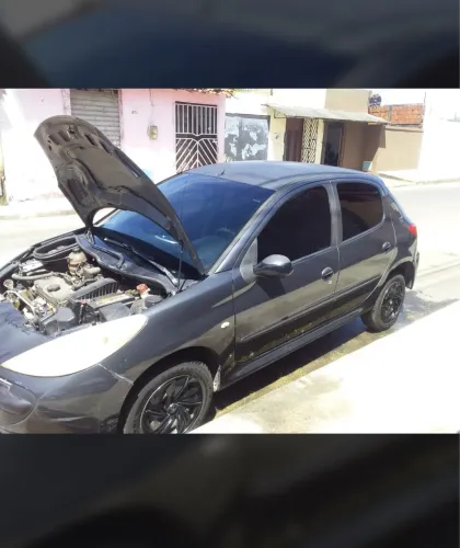 Peugeot 207 Quiksilver 1.4 Flex 8V 5P 2011