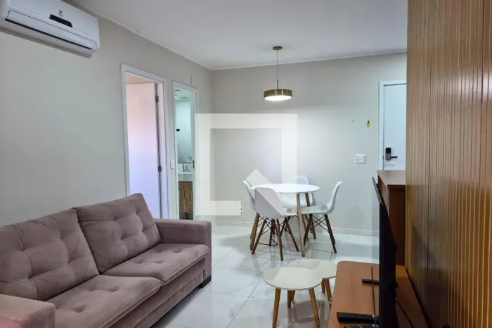 APARTAMENTO RESIDENTIAL em Campinas - São Paulo, Cambuí