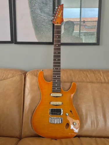 Guitarra Ibanez SA160QM com upgrades (Malagoli e Fender Noiseless)