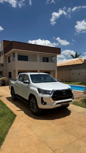 Toyota Hilux CD SRX 4X4 2.8 TDI 16V Diesel Aut. 2026