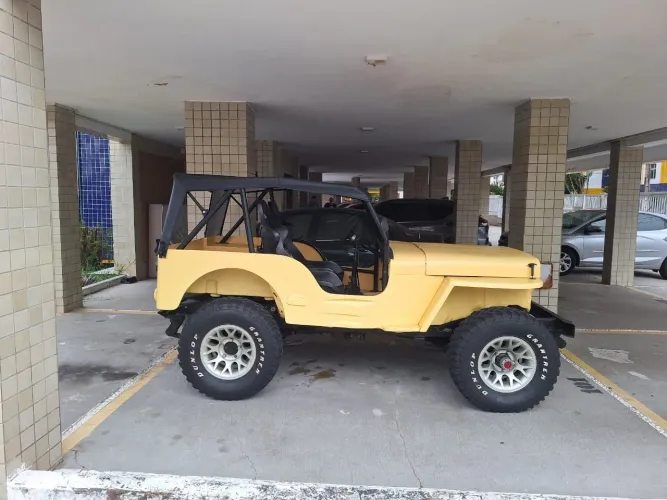 Willys Overland Jeep 2.6 12V Gasolina 2P 1950