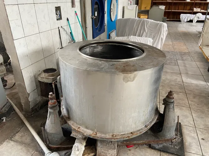 Venda de duas centrífugas industrial