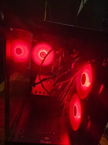 Pc Gamer com RX 580 8Gb HD ssd 2tb Samsung Evo 870 2Tb 16 GB Com I7 placa mãe Ass Rock