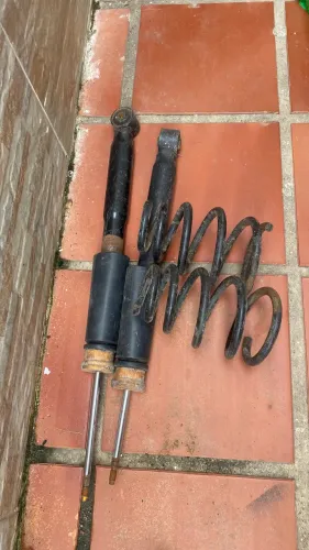 Suspensão traseira Passat 1999