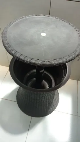 Mesa cooler