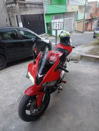 Vendo ou troco por carro