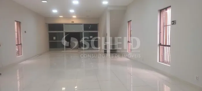 ÓTIMA LOJA COMERCIAL A CONSTRUIDA, COM GRANDE FLUXO DE PEDESTRES E CARROS, ÓTIMA PA