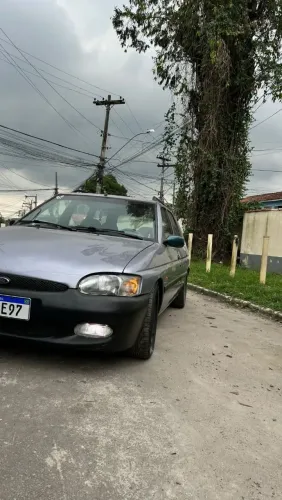 Ford Escort GLX 1.8i 16V 4P 1998