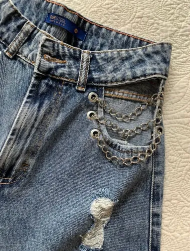 Calça jeans destroyed