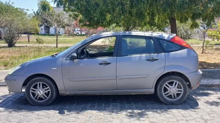 Ford Focus 1.6 S/se/se Plus Flex 8v/16v 5P 2006