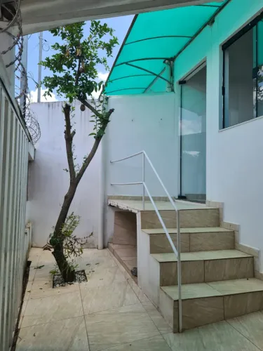 Casa com dois quartos bairro jd. america