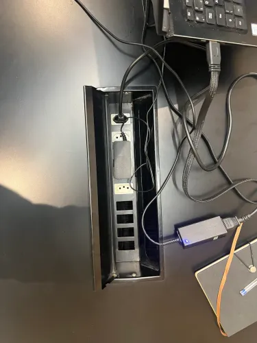 Mesa de sala de reuniões 