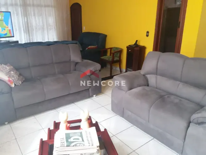 Casa de condomínio em Rua Izabel Louzada de Campos - Vale Verde - Cubatão/SP