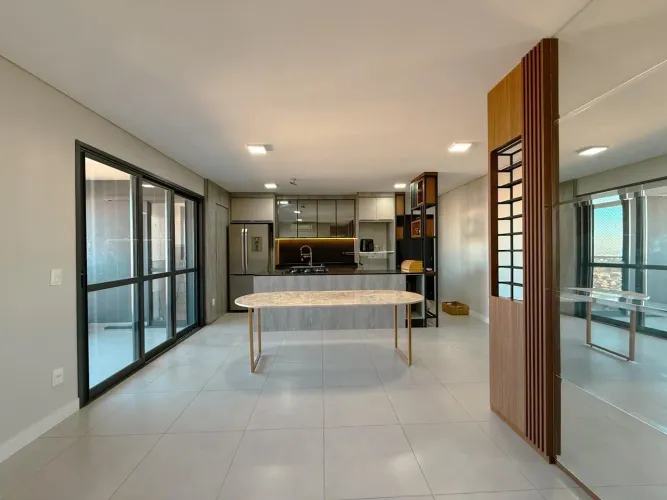 Apartamento Edifício Urbanit, Andar alto, Sol da Manhã