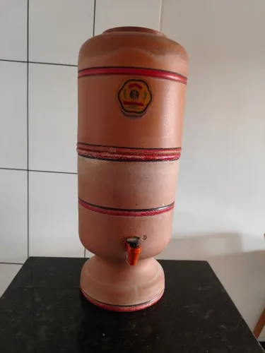 Filtro de barro para água 