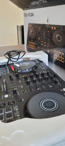 DDJ FLX4 Pionner