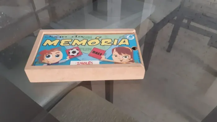 Jogo da Memória Infantil em Madeira - Inglês | Educativo