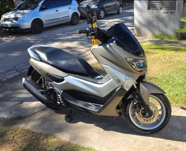 Nmax 2017 Cinza 82.500 km .Documentos ok!!