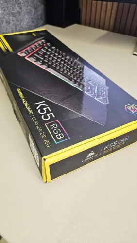 TECLADO GAMER CORSAIR K55 RGB