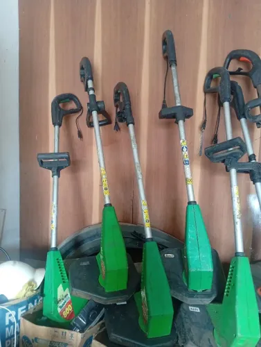 Roçadeira elétrica 127 V