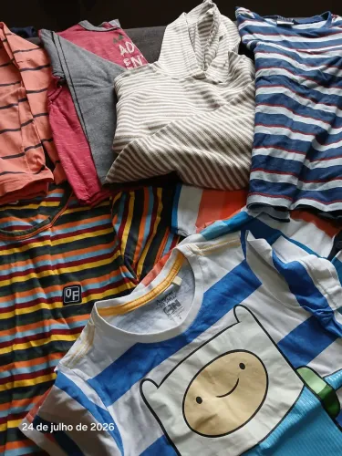 Lote de roupas menino Tam 5/6 anos 34peças