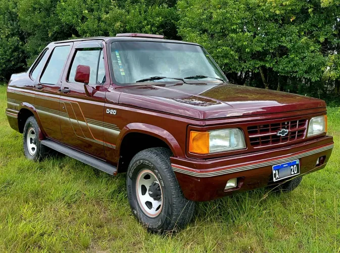 Chevrolet D-20 S / Luxe 3.9/4.0 Diesel 1995