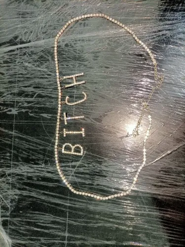 Body chain/ colar "BITCH"