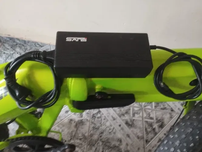 Bicicleta eletrica Greeway semi nova