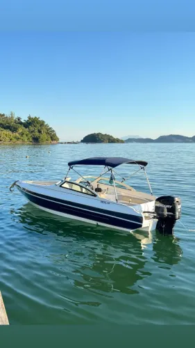 Lancha Real 240 - Motor de popa 225hp
